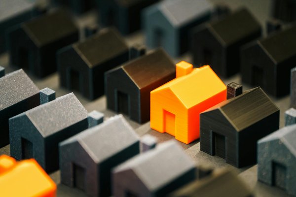 Quels sont les enjeux de l'investissement immobilier dans une zone à forte densité étudiante?