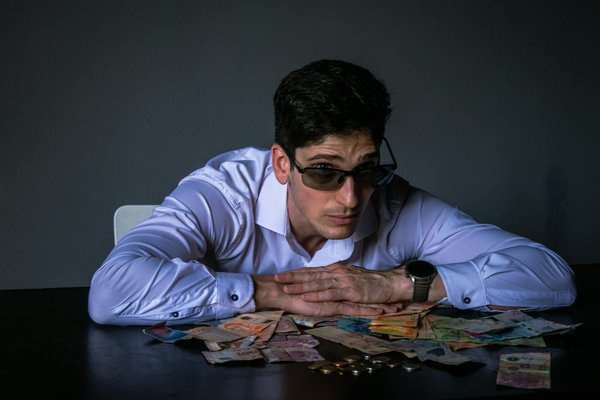 Comment les politiques de développement touristique influencent-elles les investissements en résidences secondaires ?